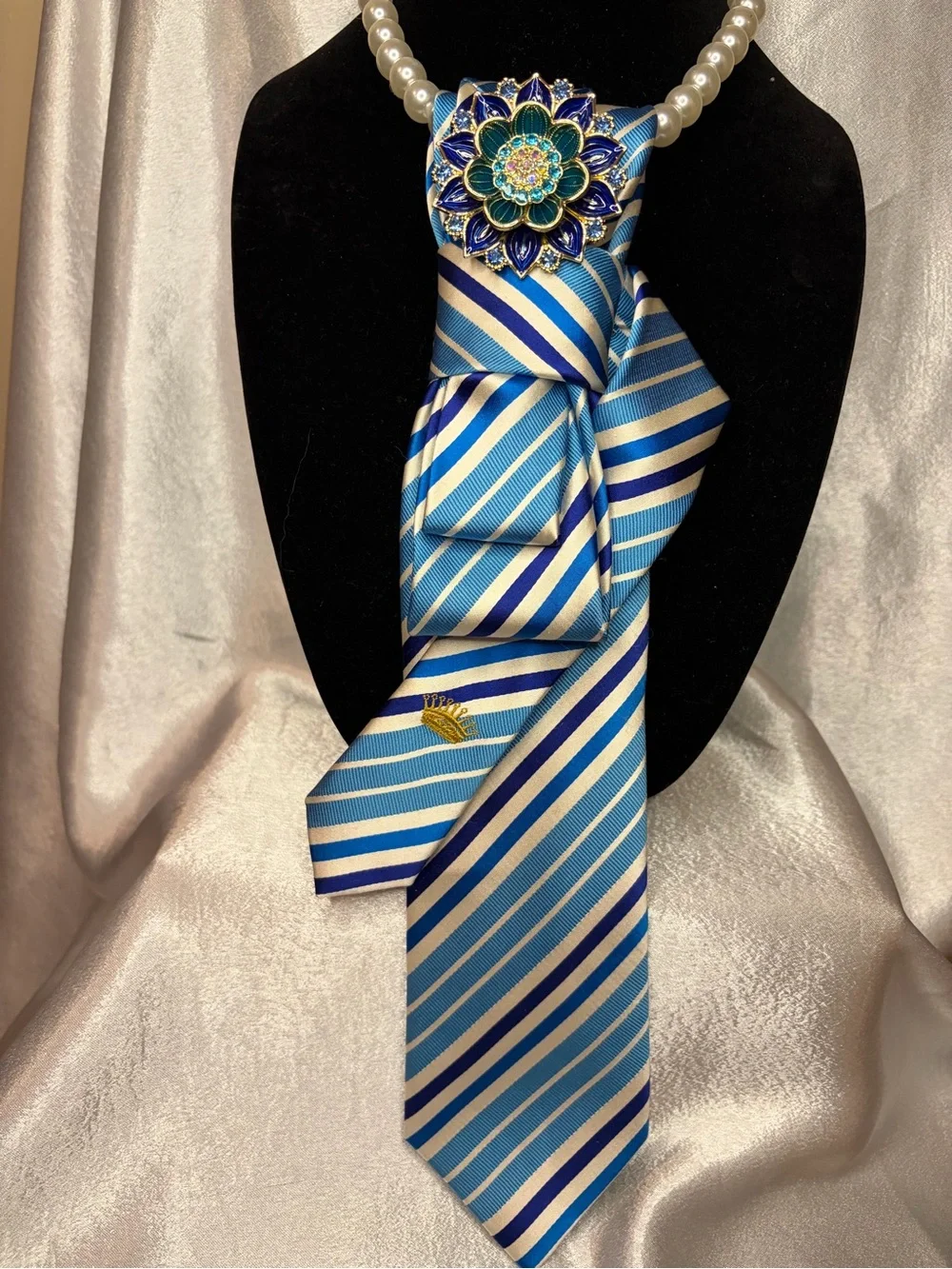 Blue Striped Women's Neck Scarf with Floral Brooch